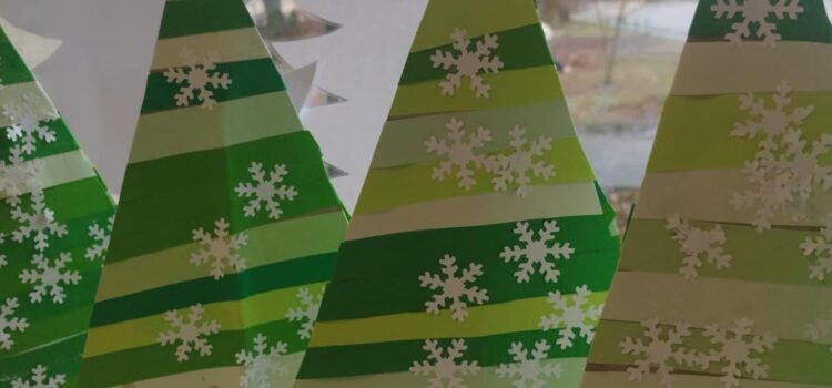 Nasze świąteczne prace plastyczne… Nasze świąteczne prace plastyczne…