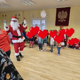 Mikołaju Święty przynieś nam prezenty[…]