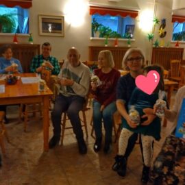 Odwiedzamy Dom Seniora „Piękny Brzeg „ Odwiedzamy Dom Seniora „Piękny Brzeg „